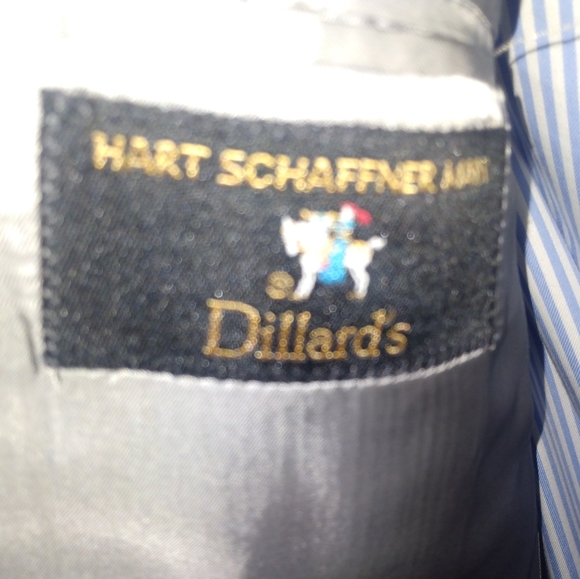 Hart Schnaffner &Marx Gray Pinstripe 2Btn/1Vents Suit Size 44R 38W/32Inseam - Picture 4 of 10